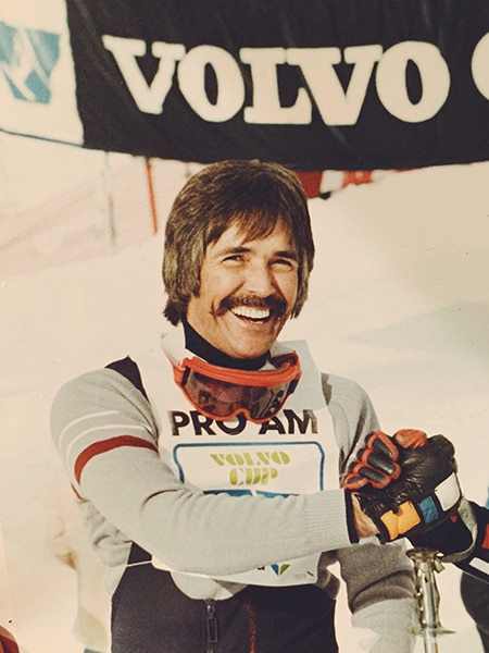 Richard Carlson skiing